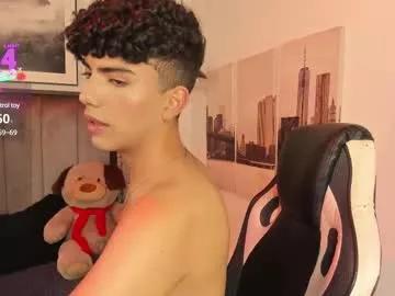 niick_twink from Chaturbate is Freechat