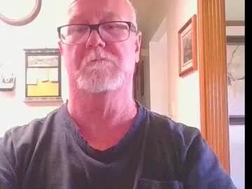 pussylover1365 from Chaturbate