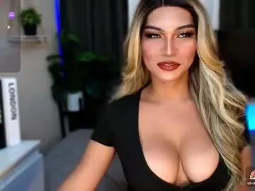 queenslavehunterxxx from Chaturbate