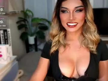 queenslavehunterxxx from Chaturbate