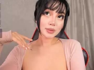 Sophia_squirtits from Chaturbate