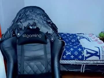 Tommy_bred from Chaturbate