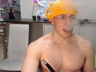 aaron_chili from Flirt4Free