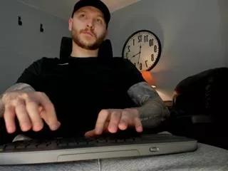 adam_meyer from Flirt4Free