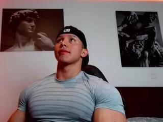 adamm_turner from Flirt4Free is Freechat