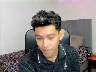 alan_gonz_cristian_asaenz from Flirt4Free