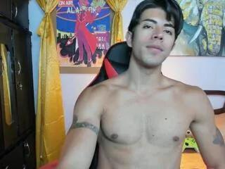 alastor_grey from Flirt4Free is Freechat