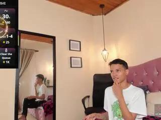 aleex_siren from Flirt4Free