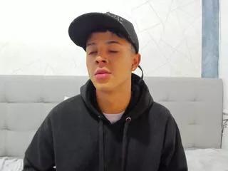 alexx_colton from Flirt4Free is Freechat