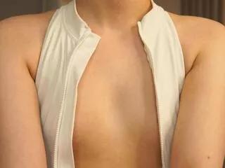 alodie_cooling from Flirt4Free is Freechat