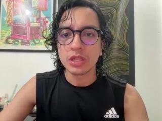 andrew_ct from Flirt4Free is Freechat