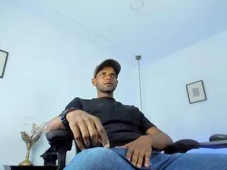 andrew_maro from Flirt4Free is Freechat