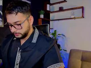 andreww_brownn from Flirt4Free is Freechat