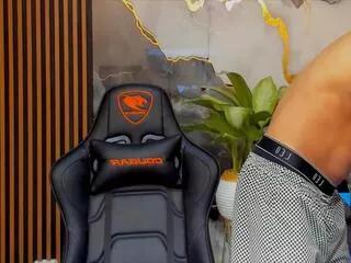 andy_koop from Flirt4Free is Freechat