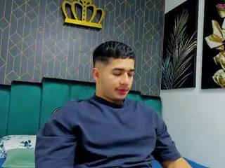 angel_falconer from Flirt4Free is Freechat
