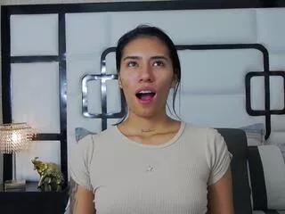 annie_gills from Flirt4Free is Freechat
