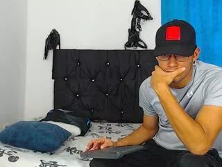 ansel_alex from Flirt4Free is Freechat