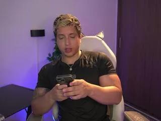 appolo_cavill from Flirt4Free