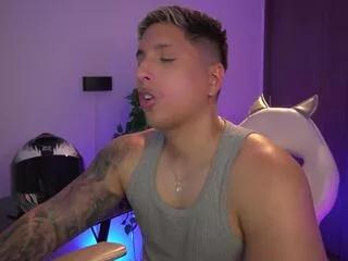 appolo_cavill from Flirt4Free