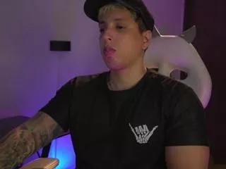 appolo_cavill from Flirt4Free
