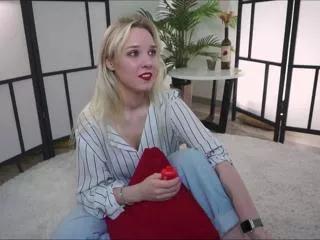 ara_brafford from Flirt4Free