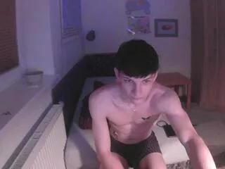 archie_strauss from Flirt4Free is Freechat