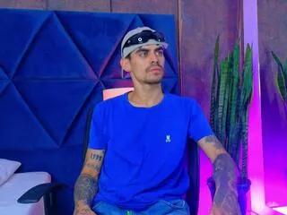 aron_muller from Flirt4Free is Freechat