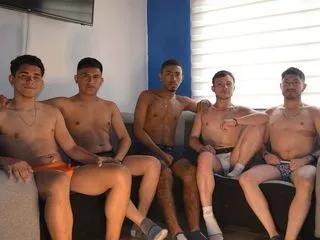 bayron_friends from Flirt4Free is Freechat