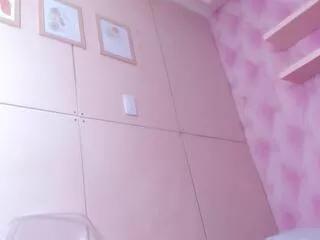 bella_russell from Flirt4Free is Freechat