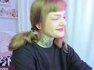 betty_mooon from Flirt4Free