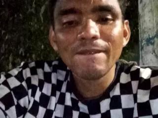 brando_horny from Flirt4Free is Freechat