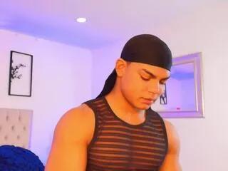 Bruce_stroud from Flirt4Free