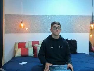 calvin_hunter from Flirt4Free is Freechat