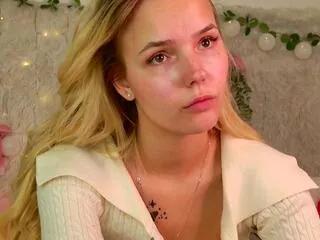 caroline_hyland from Flirt4Free is Freechat