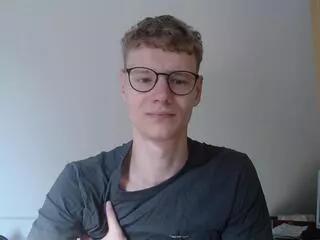 charley_parks from Flirt4Free is Freechat