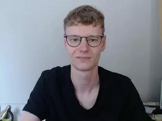 charley_parks from Flirt4Free is Freechat