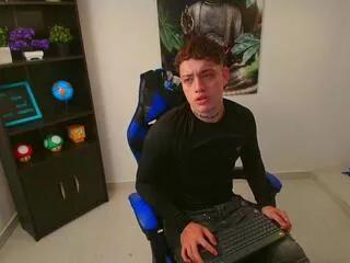 chris_owenn from Flirt4Free is Freechat