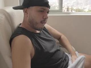 Christian_harris from Flirt4Free
