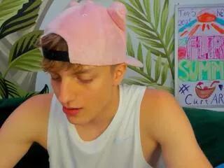 curt_keller from Flirt4Free is Freechat