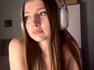 danelle_didriksen from Flirt4Free is Freechat