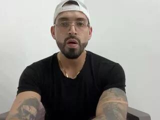 danilo_aaron from Flirt4Free is Freechat