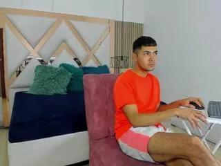 dave_turnner from Flirt4Free is Freechat