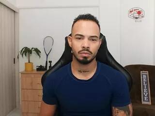 donn_cruz from Flirt4Free