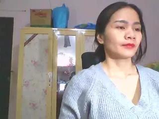 ellas_taylor from Flirt4Free