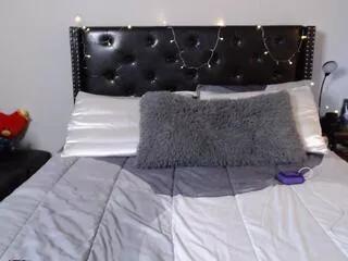ellie_ecstasy from Flirt4Free is Freechat