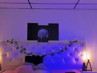 elliot_soleil from Flirt4Free