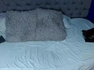 ema_grey from Flirt4Free is Freechat