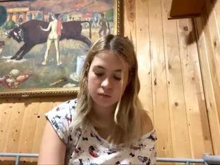 emily_obleness from Flirt4Free is Freechat