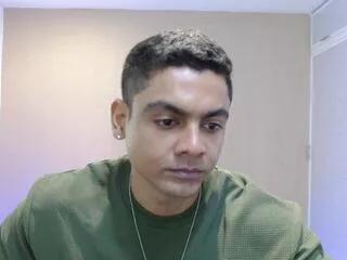 eross_king from Flirt4Free is Freechat
