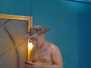 esteban_morenoo from Flirt4Free